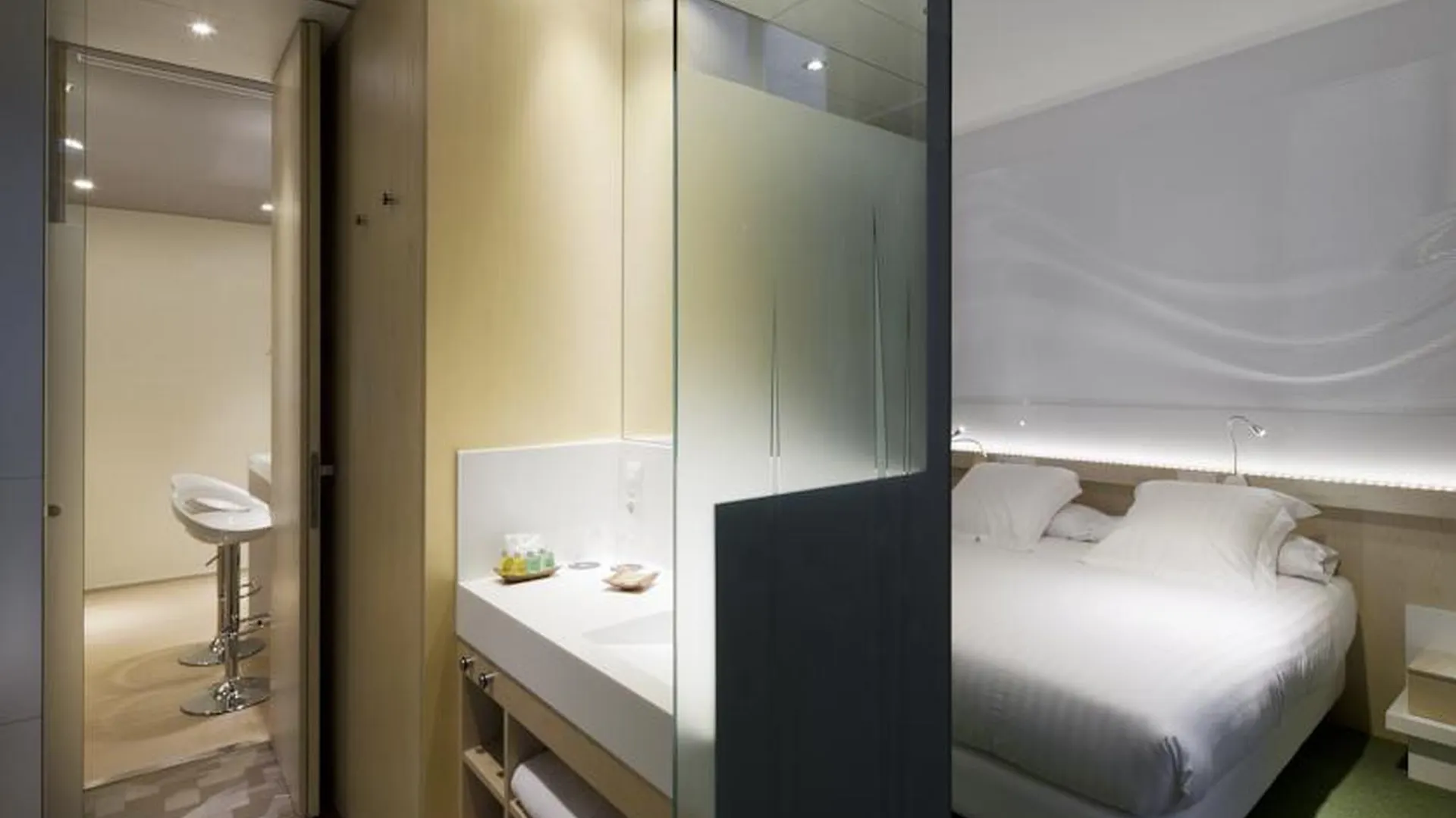 Ako Suite Hotel Barcelona 4*,  Hiszpania