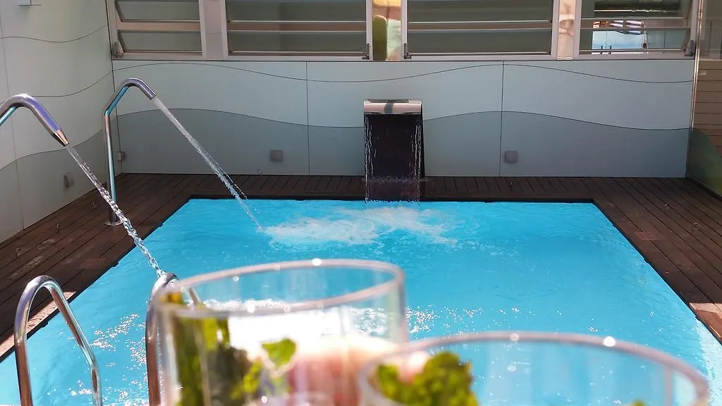 Ako Suite Hotel Βαρκελώνη 4*,